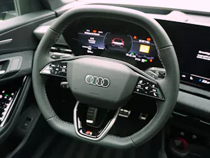 Audi Q6 e-tron S line quattro