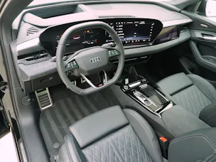 Audi Q6 e-tron S line quattro