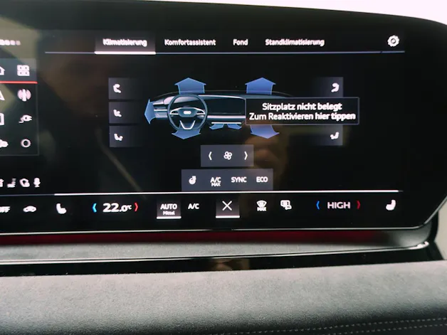 Audi Q6 e-tron S line quattro