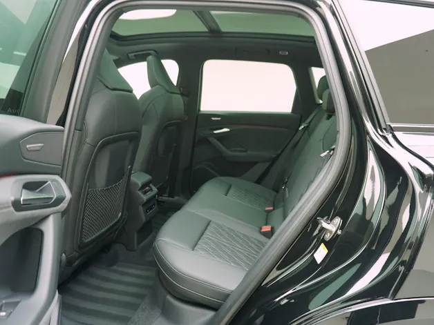 Audi Q6 e-tron S line quattro