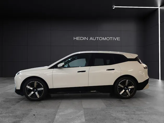 BMW iX xDrive40