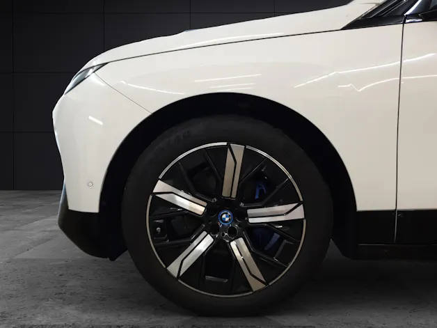 BMW iX xDrive40