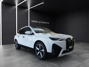BMW iX xDrive40