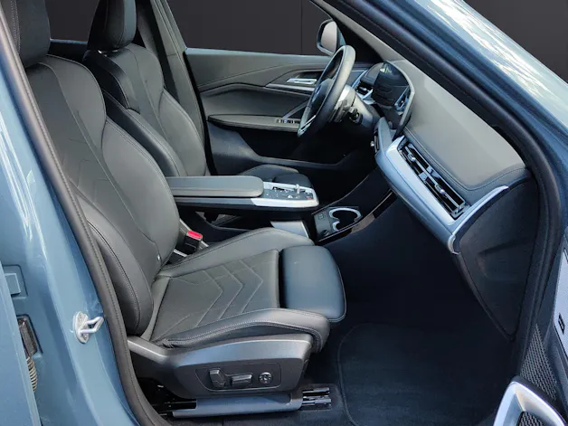 BMW X1 30e xDrive paddles