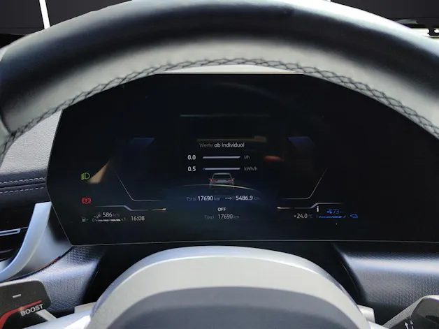BMW X1 30e xDrive paddles