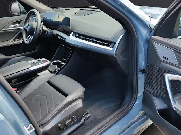 BMW X1 30e xDrive paddles
