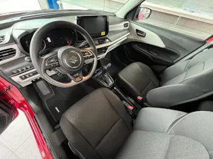Suzuki Swift 1.2 Sakura Hybrid