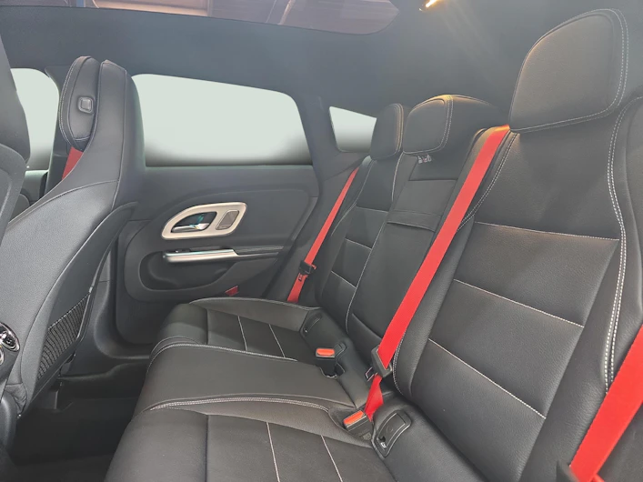image du véhicule MERCEDES-BENZ CLA 220