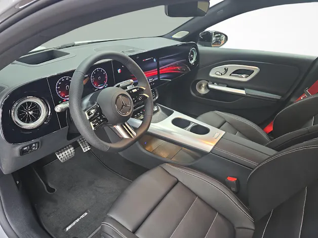 Mercedes-Benz CLA 220 4-Matic Shooting Brake