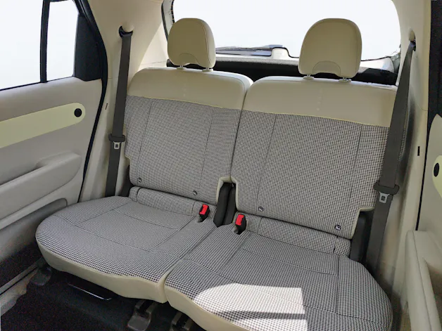 Hyundai Inster Electric Amplia