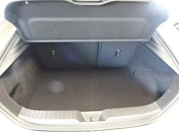 Mazda 3 Hatchback 2.0 186 Nagisa