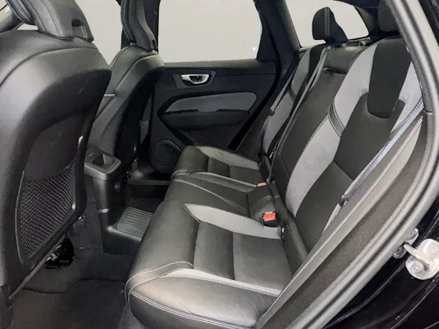 VOLVO XC60 2.0 T8 TE Black Edition eAWD