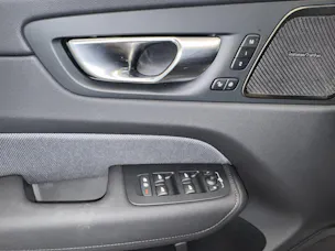 VOLVO XC60 2.0 T8 TE Black Edition eAWD