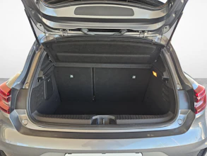 https://vehicle.imgix.net/4348541/0242df28-a619-4cca-a057-b646a1057c32.jpg