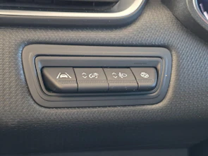 Fahrzeugbild MITSUBISHI Colt 1.6 HEV Instyle / ab 3,99% Leasing bei Abschluss einer Protect Autoversicherung
