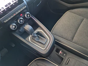 https://vehicle.imgix.net/4348541/f57e5f49-7636-4f92-a200-0b3868714d47.jpg