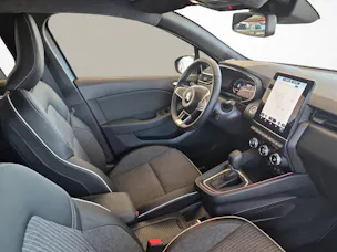 Mitsubishi Colt 1.6 HEV Instyle / ab 3,99% Leasing bei Abschluss einer Protect Autoversicherung