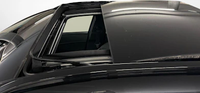 https://vehicle.imgix.net/4348543/1423bbeb-5ebb-4a11-882a-21b08856ecec.jpg