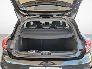 https://vehicle.imgix.net/4348549/e80797f1-294c-473c-a1ef-fdc55f848721.jpg