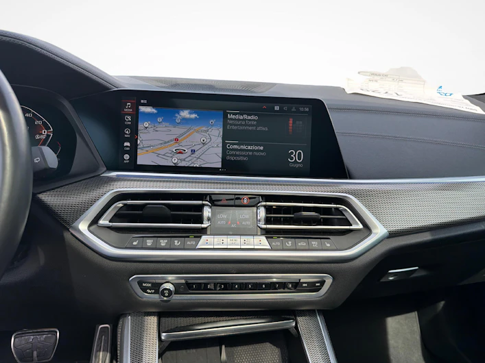 immagine del veicolo BMW X5