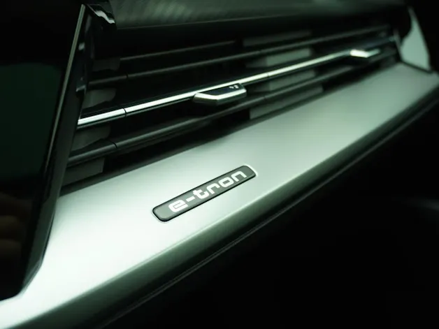 Audi Q4 e-tron 55 quattro