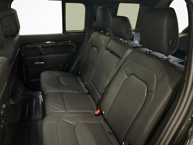 Land Rover Defender 110 3.0 D I6 350 X-Dynamic HSE