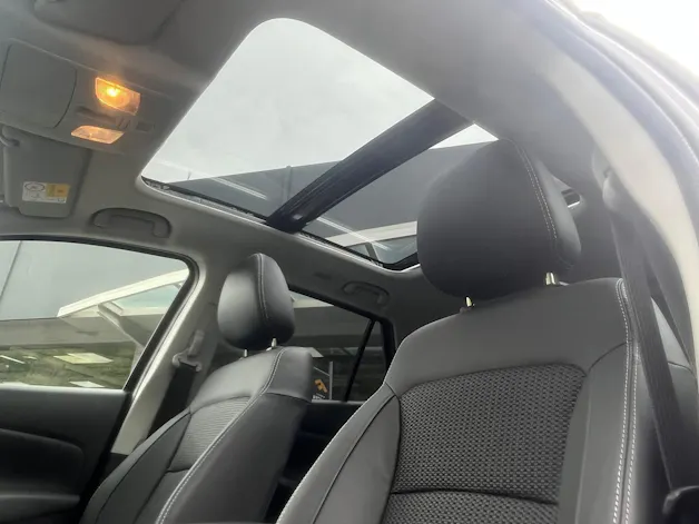 Suzuki S-Cross 1.4 T Compact Top Hybrid 4x4