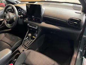 Toyota Yaris 1.5 VVT-i HSD Premium