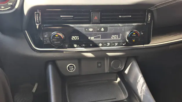 Nissan Qashqai 1.3 DIG-T 158 Tekna