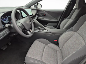 Fahrzeugbild TOYOTA C-HR 2.0 PHEV Swiss Edition - inkl. Winterräder ab 1.99% Leasing