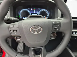 Toyota C-HR 2.0 PHEV Swiss Edition - inkl. Winterräder ab 0.99% Leasing