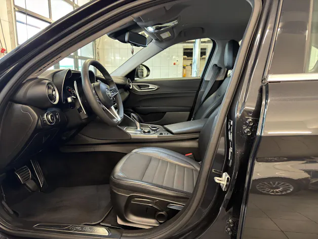 Alfa Romeo Giulia 2.2 D 180 Super