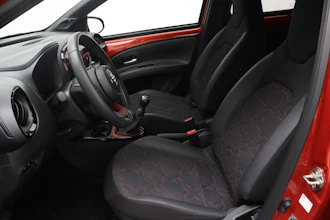 https://vehicle.imgix.net/4348685/3516108a-1163-480c-b6f5-f0c6fdaa9117.JPG