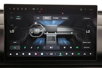 https://vehicle.imgix.net/4348702/85c386e0-a40c-48e6-9888-be5154e7c734.jpg