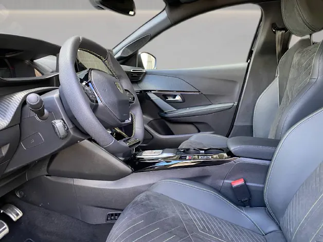 Peugeot 208 1.2 Hybrid 145 GT
