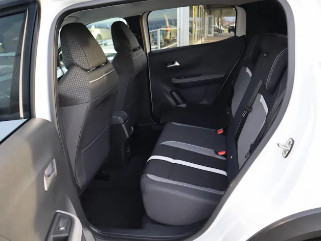 Opel Frontera 1.2 T HEV 145 GS