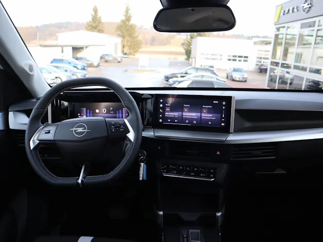 Opel Frontera 1.2 T HEV 145 GS