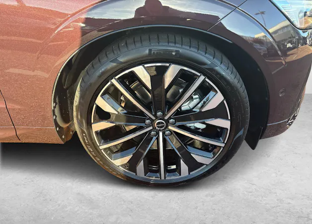 VOLVO XC60 2.0 T6 TE Ultra Dark eAWD