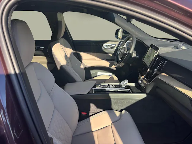 VOLVO XC60 2.0 T6 TE Ultra Dark eAWD