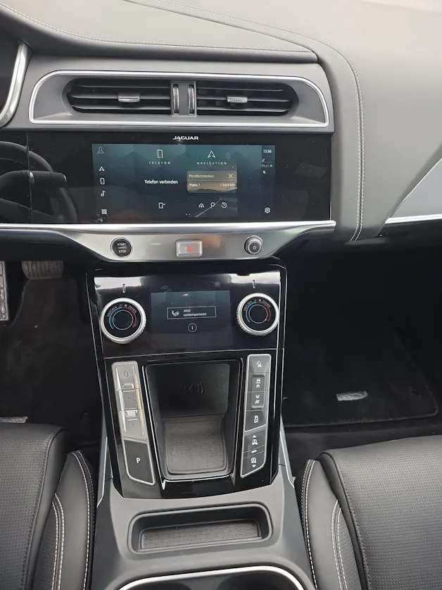 Jaguar I-Pace EV400 R-Dynamic HSE AWD
