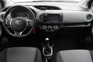 image du véhicule TOYOTA Yaris 1.33 VVT-i Trend