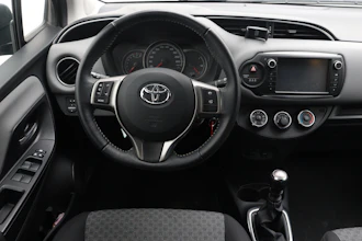 https://vehicle.imgix.net/4348775/e7a923cd-2627-4621-a0eb-d74badc58768.JPG