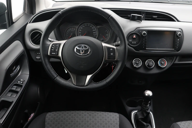 immagine del veicolo TOYOTA YARIS