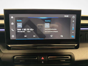 https://vehicle.imgix.net/4348789/e4395db8-15f4-40a5-a144-7b6cdfece4e7.jpg