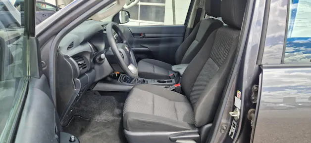 Toyota Hilux Double Cab.-Pick-up 2.4 D-4D 150 Luna