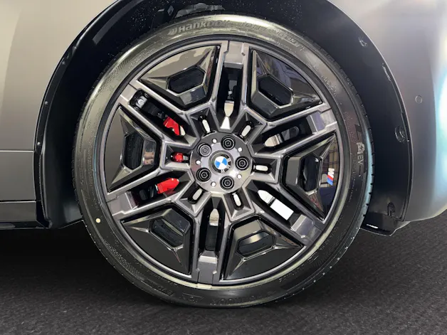 BMW iX xDrive60