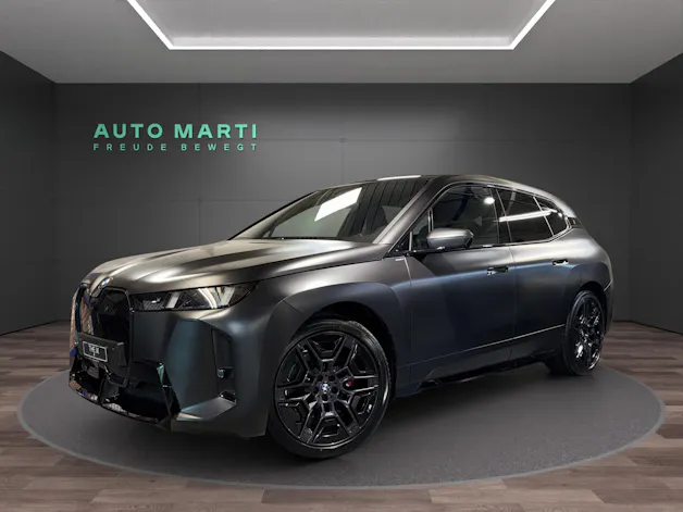 BMW iX xDrive60