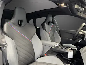 BMW iX xDrive60