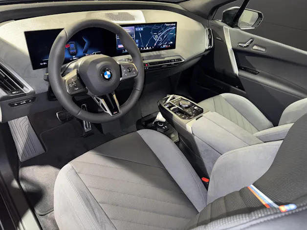 BMW iX xDrive60