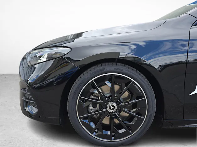 Mercedes-Benz CLA 220 4-Matic Shooting Brake